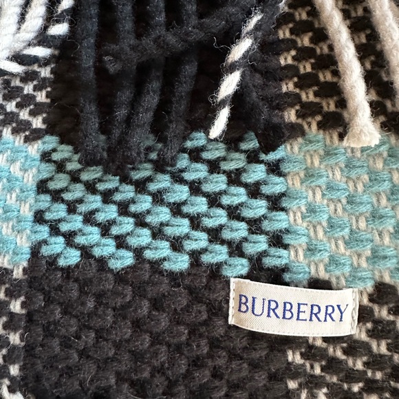 Burberry Jumbo Check Fringe Scarf - wool - NEW - Picture 4 of 4
